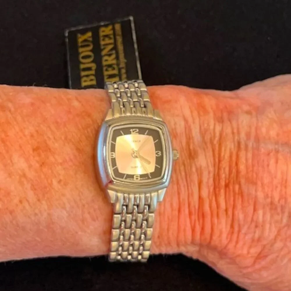 BIJOUX TERNER Women’s Bracelet Watch Stainless Steel band-NEW Battery